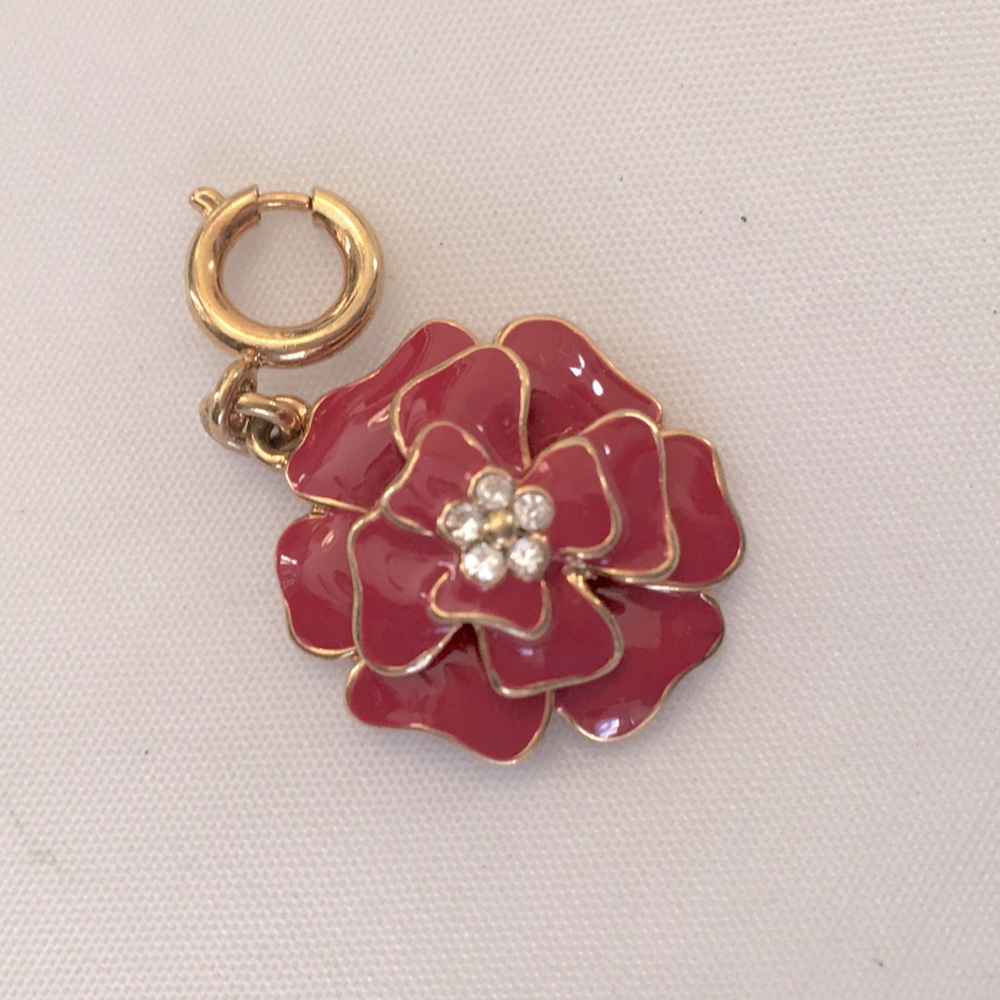 Super cute!! Red enamel petal flower gold tone rhinestone charm!